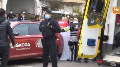 Richard Carapaz - Michael Matthews - Volta a Catalunya, en directo | Sonny Colbrelli se desploma y sufre un infarto tras la etapa - en.as.com - Bahrain