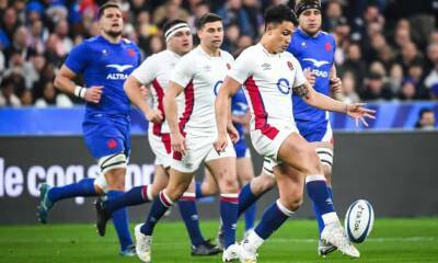 Owen Farrell - Eddie Jones - Ben Youngs calling attack ‘clunky’ exposes England’s problem - theguardian.com - France - Italy - Australia - county Ellis