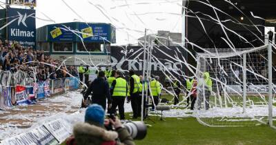 Kemar Roofe laughs off Rangers protests as striker responds with tennis ball quip