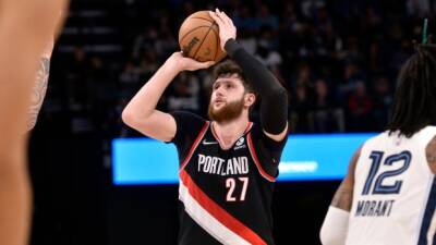 Blazers' Nurkic fined $40K for throwing Pacers fan's phone - tsn.ca - New York - state Indiana - Bosnia And Hzegovina -  Portland