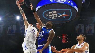 El Madrid de Deck y Yabusele se ahoga en la orilla en Estambul - en.as.com - Madrid
