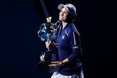 Ash Barty - Ashleigh Barty - Ash Barty retires: 5 moments that shaped her iconic tennis career - givemesport.com - France - Australia