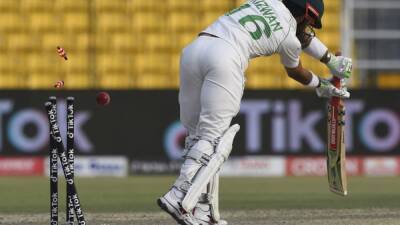 Pat Cummins - Mitchell Starc - "So Unpredictable": Pakistan Suffer Huge Collapse, Fans Vent On Twitter - sports.ndtv.com - Australia - Pakistan -  Lahore