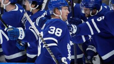 Maple Leafs' Sandin likely to miss 'weeks' with knee injury