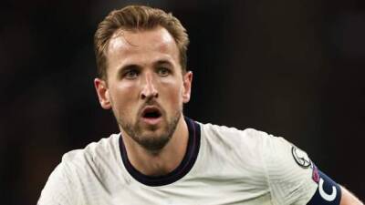 Harry Kane - Gareth Southgate - England captain Harry Kane wants to 'shine light' on Qatar issues - bbc.com - Qatar