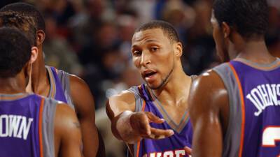 Ex-NBA star Shawn Marion defends unorthodox shooting style: 'Get the f--- out of here'