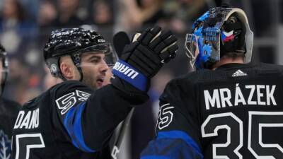 Leafs top Devils in Giordano's debut
