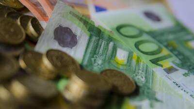 Los bancos señalan cuál será la nueva fecha en el cobro de pensiones y jubilaciones - en.as.com