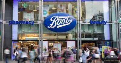 Boots No7 sale sees makeup slashed to £7 - and you can get an extra £10 off - manchestereveningnews.co.uk - Britain