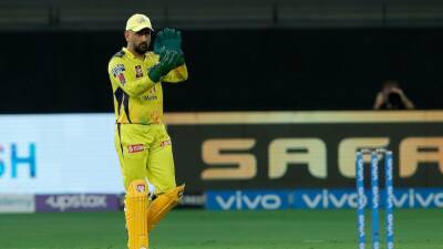 "Rich Legacy": Fans Salute MS Dhoni As He Steps Down From CSK Captaincy Ahead Of IPL 2022 - sports.ndtv.com - India - county Kings -  Kolkata -  Chennai