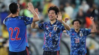 Mat Ryan - World Cup 2022: Japan beat Australia to qualify alongside Saudi Arabia - bbc.com - Qatar - Australia - Uae - Japan - Saudi Arabia - Lebanon - Iraq