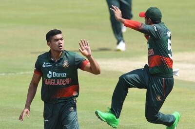 Taskin Ahmed - Bonuses for Bangladesh cricketers after ODI series triumph in South Africa - news24.com - South Africa - New Zealand - India - Bangladesh - Pakistan - county Park -  Durban -  Dhaka