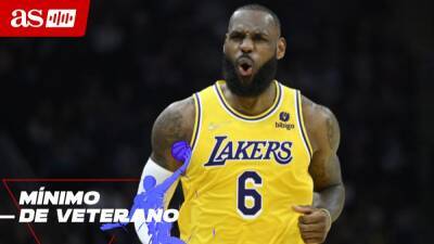 Anthony Davis - LeBron se lo pasa en grande, aunque los Lakers pierdan - en.as.com -  Boston - county Holmes
