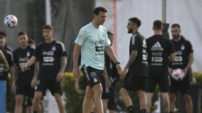 Scaloni sobre los silbidos a Messi: “Esa situación a él no le afecta” - AS Argentina - en.as.com - Qatar - Argentina - Venezuela