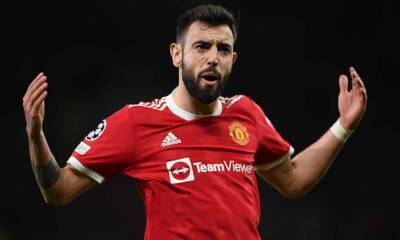 Bruno Fernandes close to signing new Manchester United contract
