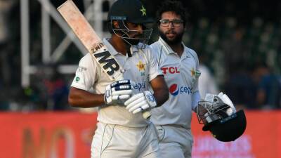 Pakistan dream of historic win in Lahore Test after Australia's 'brave declaration'