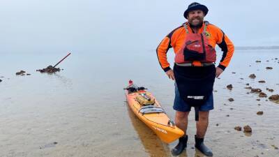 WA teacher vies for Australia's best work commute after spending 20 years kayaking to school - abc.net.au - Australia - Japan
