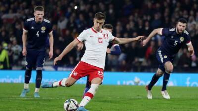Poland snatch late leveller in friendly draw with Scotland