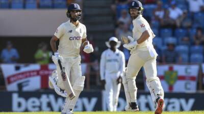 Chris Woakes - Jayden Seales - Kraigg Brathwaite - Jack Leach - West Indies vs England: Jack Leach, Saqib Mahmood Save England Blushes On Day 1 Of 3rd Test - sports.ndtv.com - Australia - Barbados