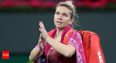 Simona Halep withdraws from Miami Open with leg injury, out for three weeks