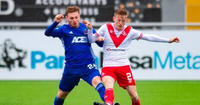 Airdrie and Cove Rangers are on form and will go for the win, says star Fraser Fyvie