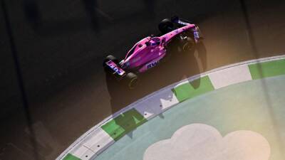 F1 | Libres 1 en Arabia: Leclerc sigue donde lo dejó y Alonso estrena otro motor