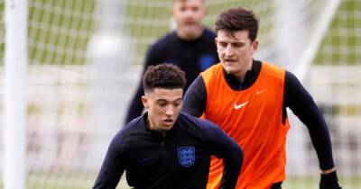 When 18 y/o Jadon Sancho came up against Harry Maguire in England training & humiliated him