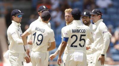 Joe Root - Chris Woakes - West Indies - Craig Overton - John Campbell - West Indies 71 for three at lunch against England in deciding test - channelnewsasia.com - state North Carolina - county Campbell - Grenada