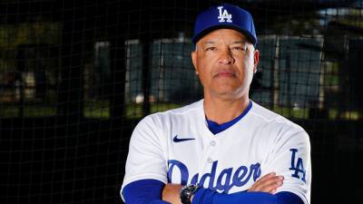 Dodgers' Dave Roberts guarantees World Series title in 2022: 'Put it on record'