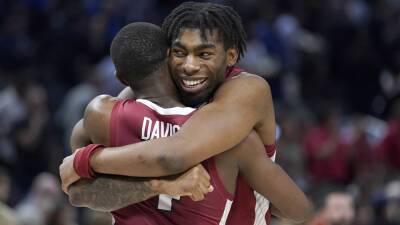 March Madness 2022: Arkansas saw Gonzaga dancing in pregame, saved the last dance for the Hogs