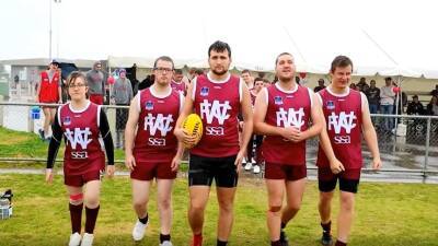 Becoming Bulldogs traces all-abilities Jets footy team's footsteps into a mainstream club - abc.net.au - Australia