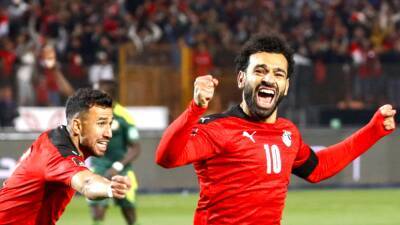 Mohamed Salah has big say as Egypt claim narrow win over Senegal in first leg of World Cup qualifier