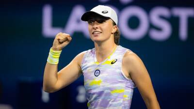 Iga Świątek to replace Ash Barty as women's world number one