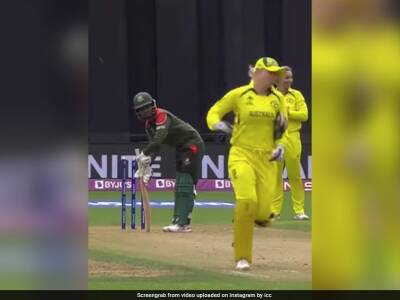 Watch: Australia Player Fills In For Umpire, Helps Bangladesh Batter Take Guard During Women's World Cup Match