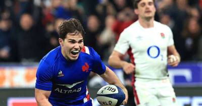 Antoine Dupont - Nigel Owens - Nigel Owens column: Antoine Dupont could even rival Gareth Edwards as the greatest - msn.com - France - county Young