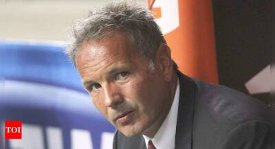 Bologna coach Mihajlovic returning to hospital for leukemia treatment