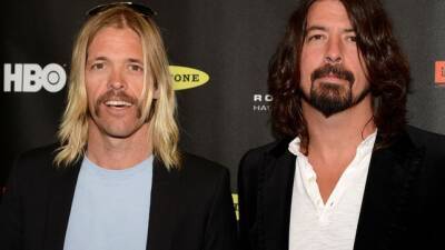 La desgracia persigue a Dave Grohl: primero Kurt Cobain y ahora Taylor Hawkins - Tikitakas