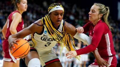Paige Bueckers - Canada's Edwards helps UConn cruise past Indiana to advance to Elite 8 - cbc.ca - Canada - state Indiana - state North Carolina - county Edwards - county Williams -  Kingston - state Connecticut