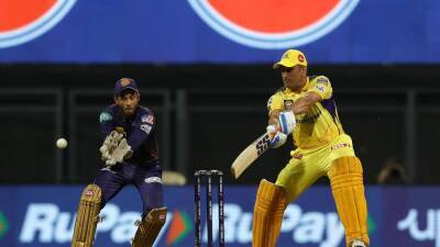 Dhoni half century in vain as Kolkata Knight Riders beat Chennai Super Kings in IPL opener