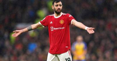 Bruno Fernandes - Roy Keane - Tony Cascarino - ‘Moaning’ Fernandes is not worthy of new Man Utd deal, says pundit - msn.com - Manchester - Portugal