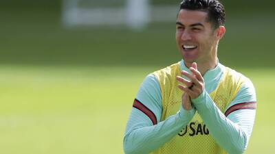 Ronaldo welcomes back 'king' Pepe as Portugal train for World Cup play-off clash