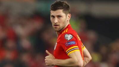 Robert Page - Ben Davies ruled out of Wales game against Czech Republic - bbc.com - Russia - Qatar - Ukraine - Scotland - Austria - Czech Republic