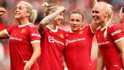 'Carnival atmosphere as Old Trafford stages first WSL game in front of fans'