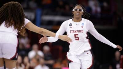 Reigning champ Stanford beats Texas to move onto Final Four