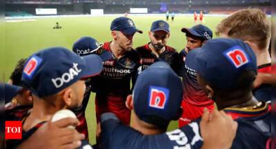 Mayank Agarwal - IPL 2022: Need to hold on to our chances, says disappointed RCB skipper Faf du Plessis - timesofindia.indiatimes.com - India -  Mumbai - county Kings -  Bangalore
