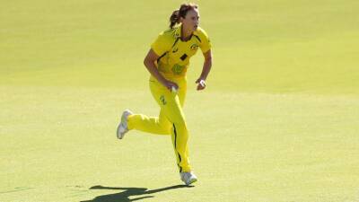 Ellyse Perry in doubt for Women's Cricket World Cup semi-final against West Indies with back spasms