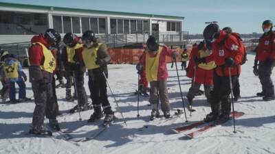 Kids from Regina get chance to try skiing for the first time