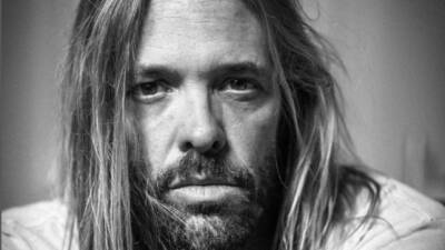 Muere Taylor Hawkins, baterista de Foo Fighters, en Bogotá - Tikitakas - en.as.com
