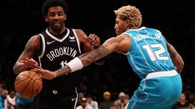 Kevin Durant - Luka Doncic - Jalen Brunson - Charlotte Hornets - Hornets spoil Kyrie Irving's Nets home return after ban on unvaccinated lifted - bbc.com - New York - county Dallas - county Maverick -  New Orleans - state Utah -  Durant