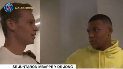 En pleno lío las redes recuperan la pregunta de Mbappé a De Jong sobre el Barça que le dejó helado